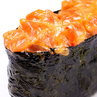 Суши острый с лососем