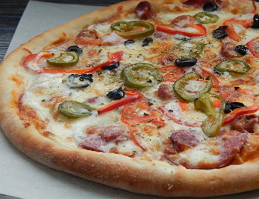Пицца острая салями с халапеньо 30 см
